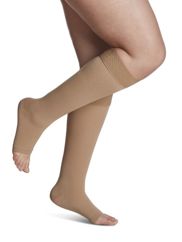 Sigvaris Select Comfort Women's Knee High W/ Silicone Band 20-30mmHg